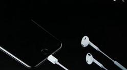 iPhone7发布会亮点:苹果7配AirPods无线耳机 双击耳机可启动siri