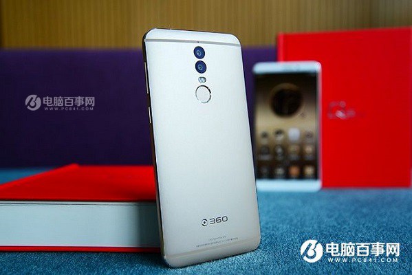 2016年巨屏手机盘点:荣耀Note8\/小米Max\/魅蓝