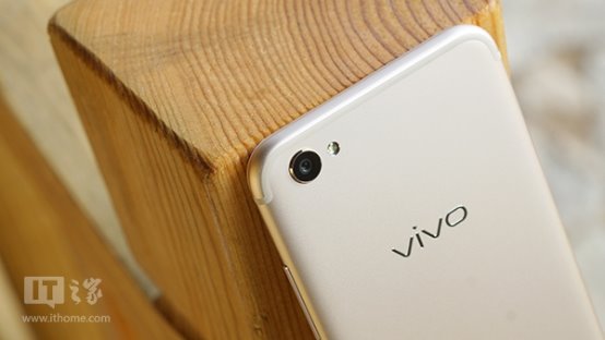 柔光双摄自拍+骁龙625:vivo X9手机开箱图赏