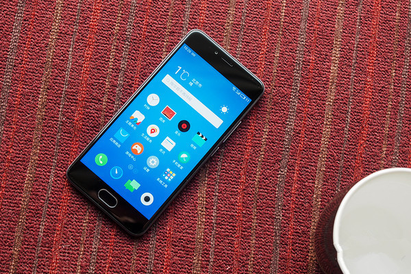 魅蓝5S\/魅蓝Note5测评对比:配置\/外观\/续航\/跑