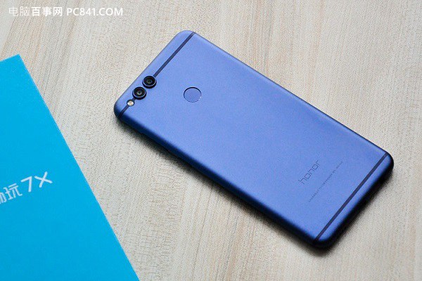 最近买什么手机好？2017各价位的高性价比手机推荐