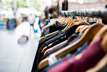 2018年1-8月天津市服装产量为2403.3万件 同比下降15.7%