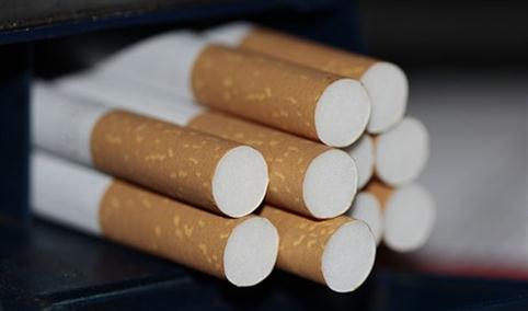 近半吸烟者想戒烟 2019年烟草行业经营情况分析（图）