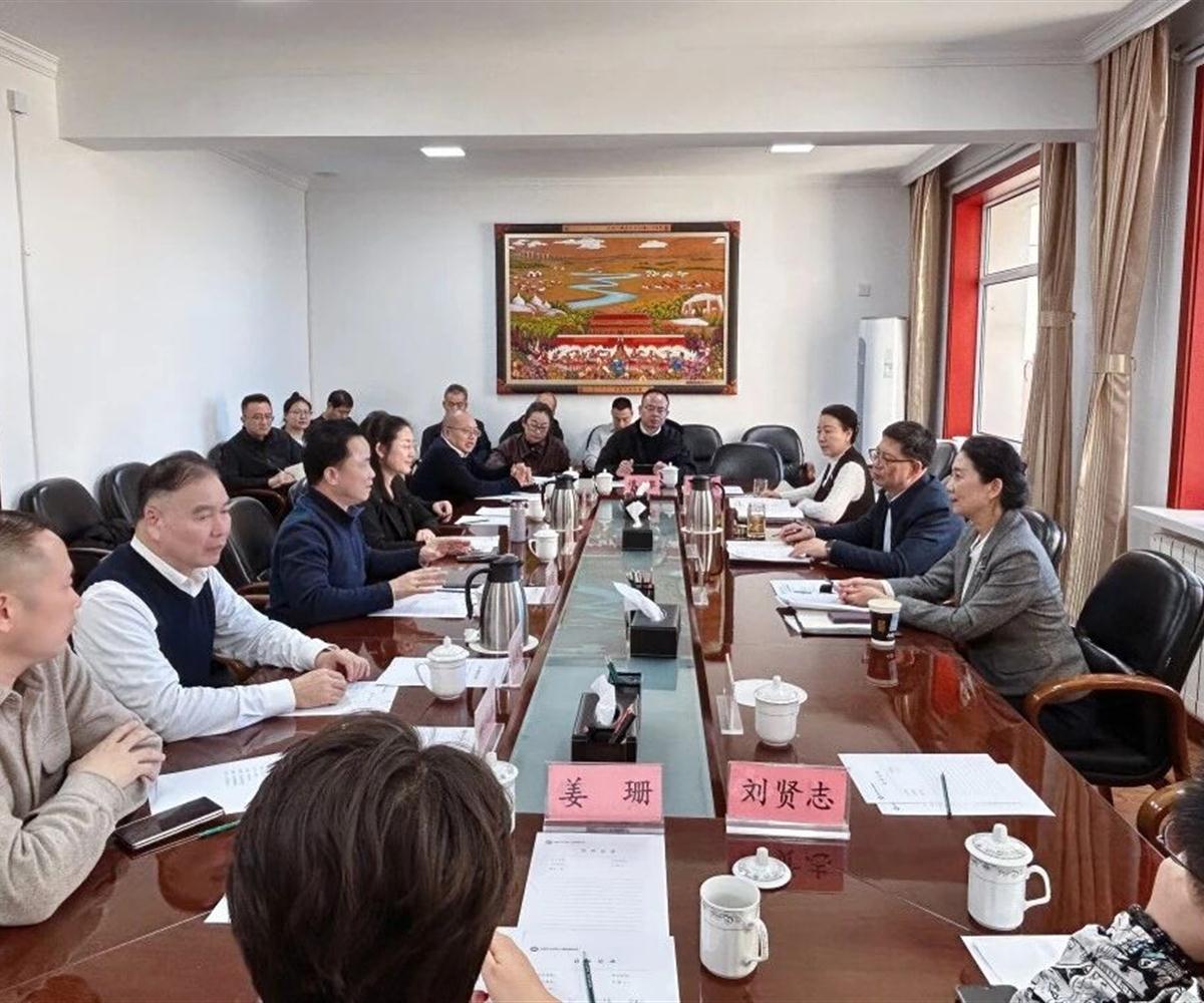 中商产业董事长杨云应邀参加赴蒙考察调研签约，推进粤蒙产业园选址共建工作