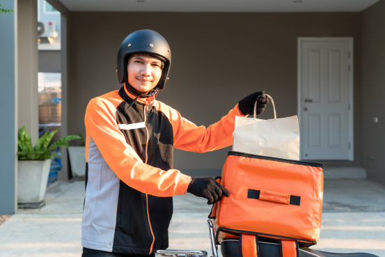 2023年中国即时配送行业市场前景及投资研究报告（简版）