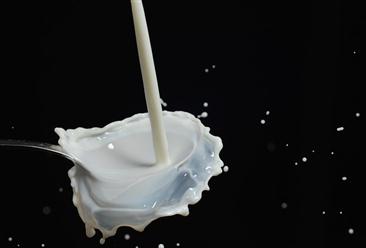 2023年1-9月中国奶粉进口数据统计分析：进口量83万吨